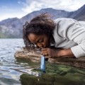 LifeStraw-Peak-Personal_Mountain-Blue_07.jpg