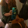 2020-1132-Nalgene-32oz-NM-Cerulean-Sustain2-04.jpg